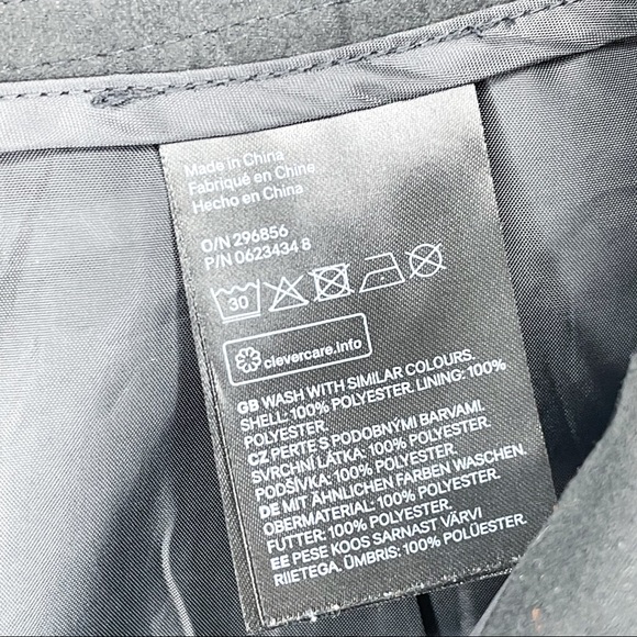 Divided F21 faux suede black button up mini skirt - Picture 4 of 10